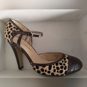 Audrey Brooke size 10 pony fur heels